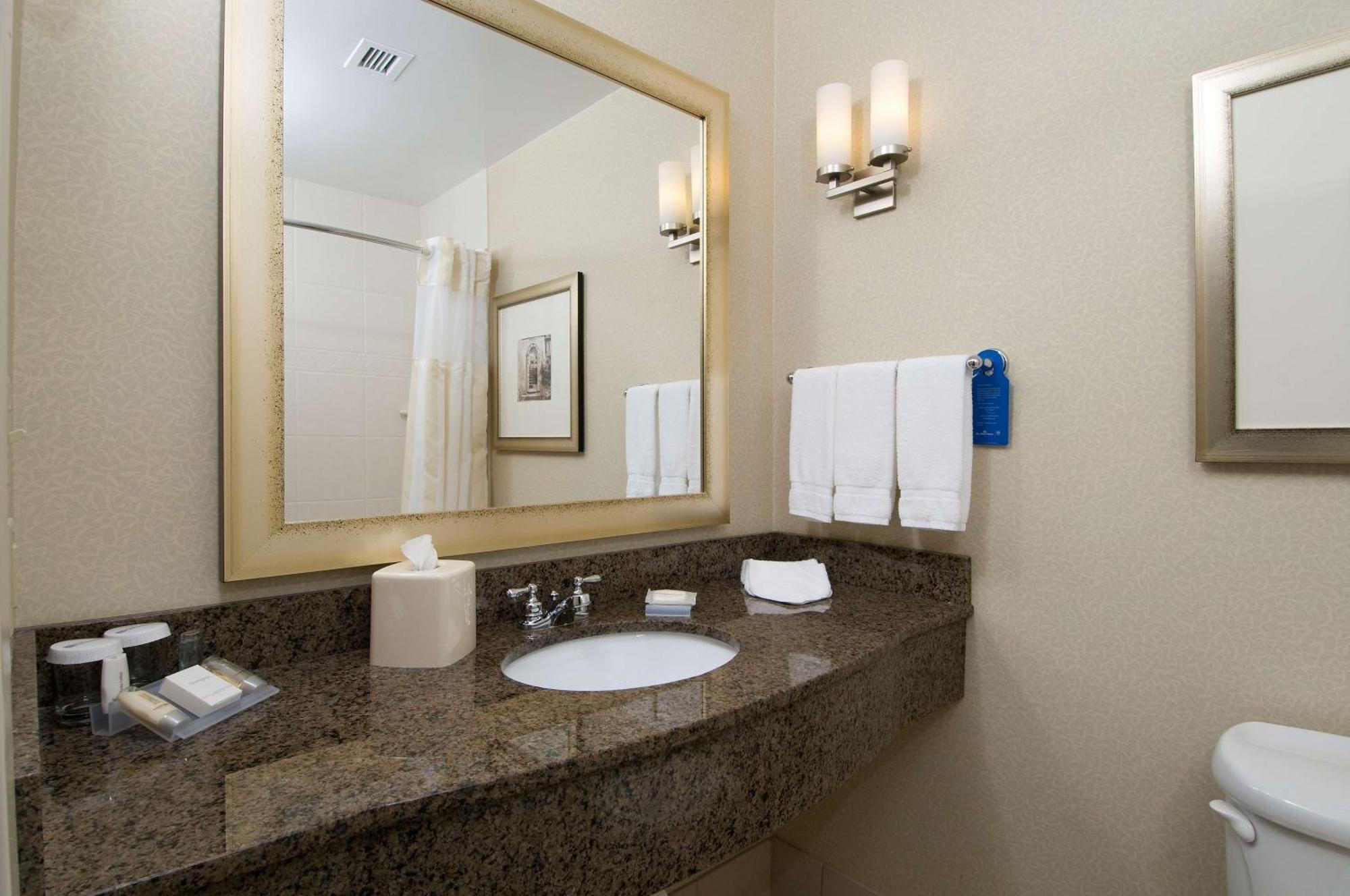 Hilton Garden Inn Mount Holly/Westampton Εξωτερικό φωτογραφία