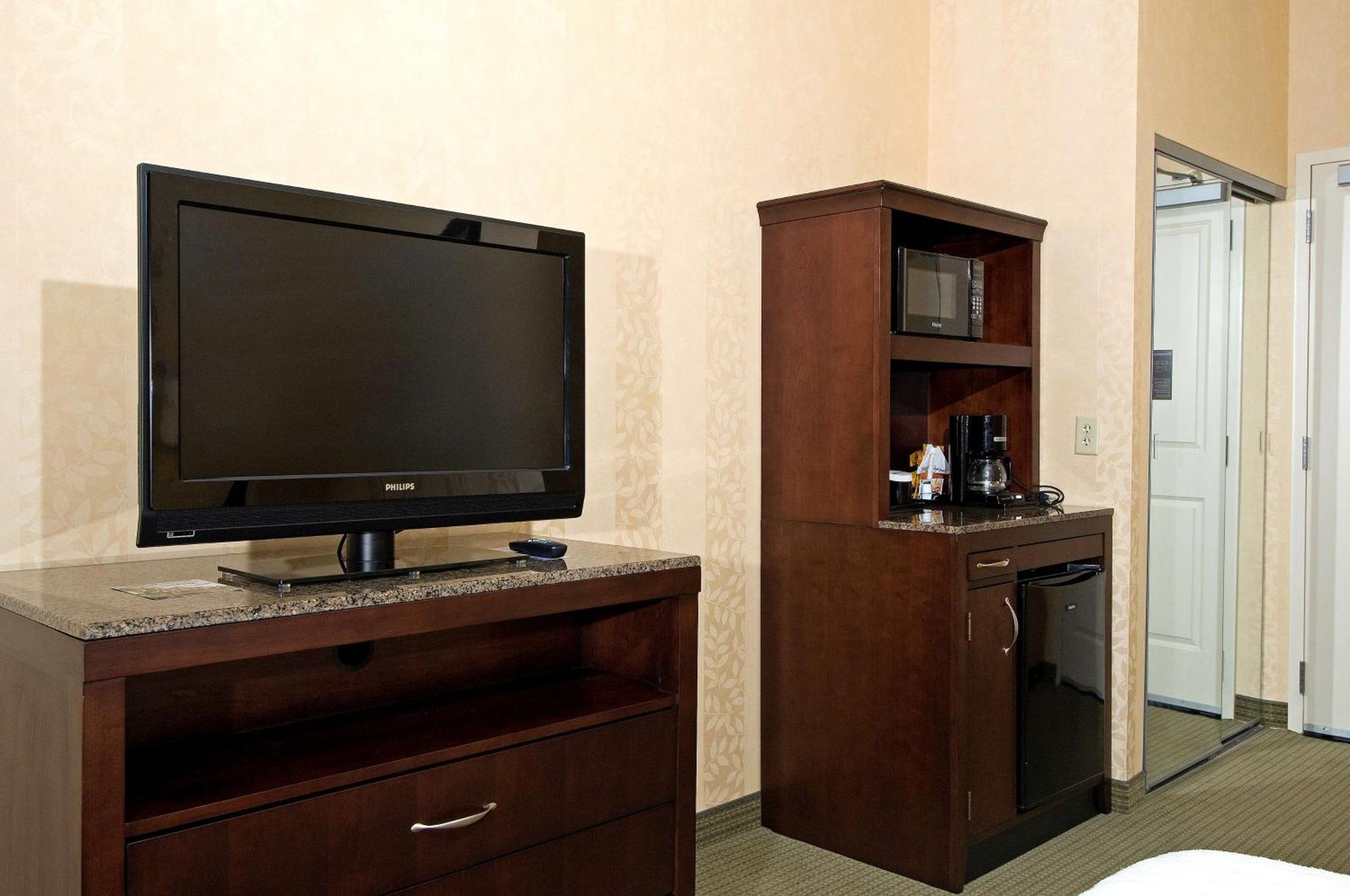 Hilton Garden Inn Mount Holly/Westampton Εξωτερικό φωτογραφία